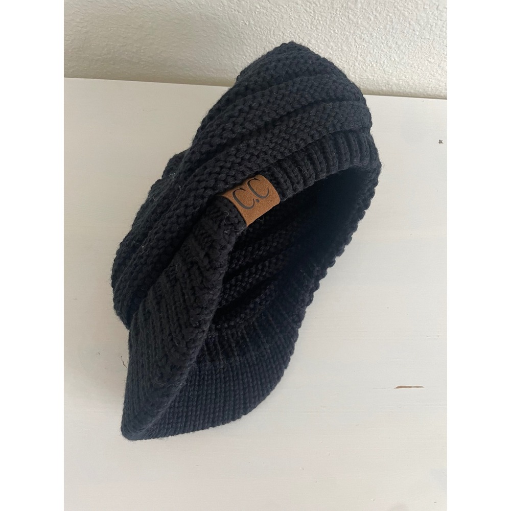 C.C Beanie Newsboy Hat Womens One Size Black Excellent‎ Cable Knit Slouchy Cap